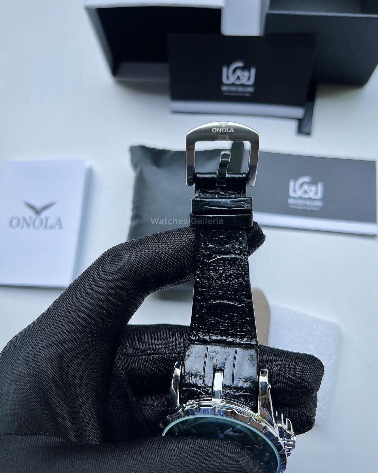 Onola Round Table Watch Quartz (Silver Black) ONL12RT Watches Galleria