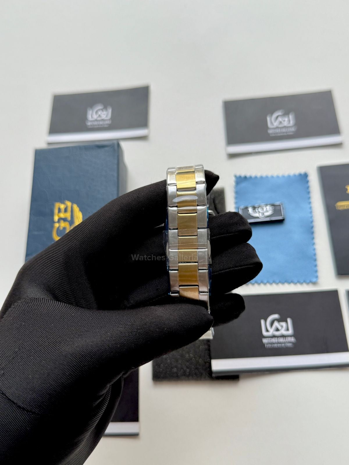 Lige Submariner Two Tone Quartz (Gold/Black) Lige10045 Watches Galleria © Copyrights All Right Reserved