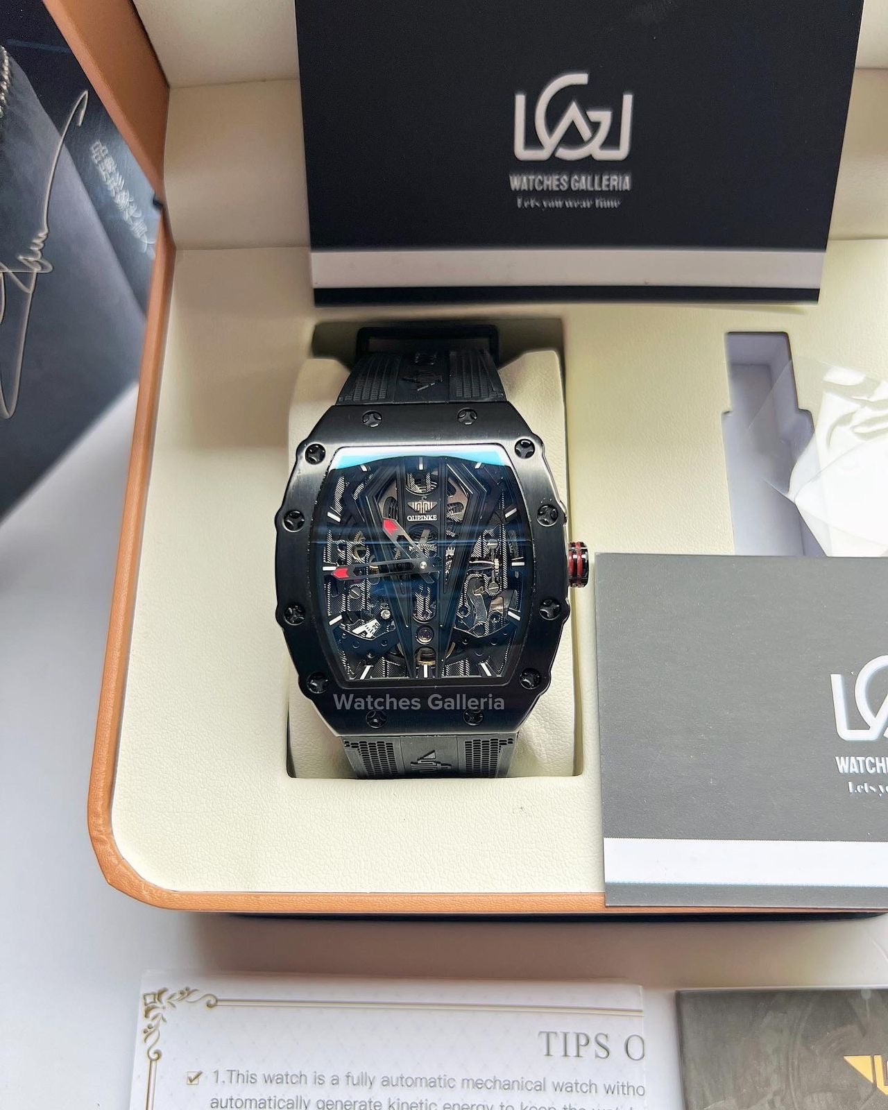 Oupinke Tonneau Skeleton Automatic (Black/Red) Oupinke3179