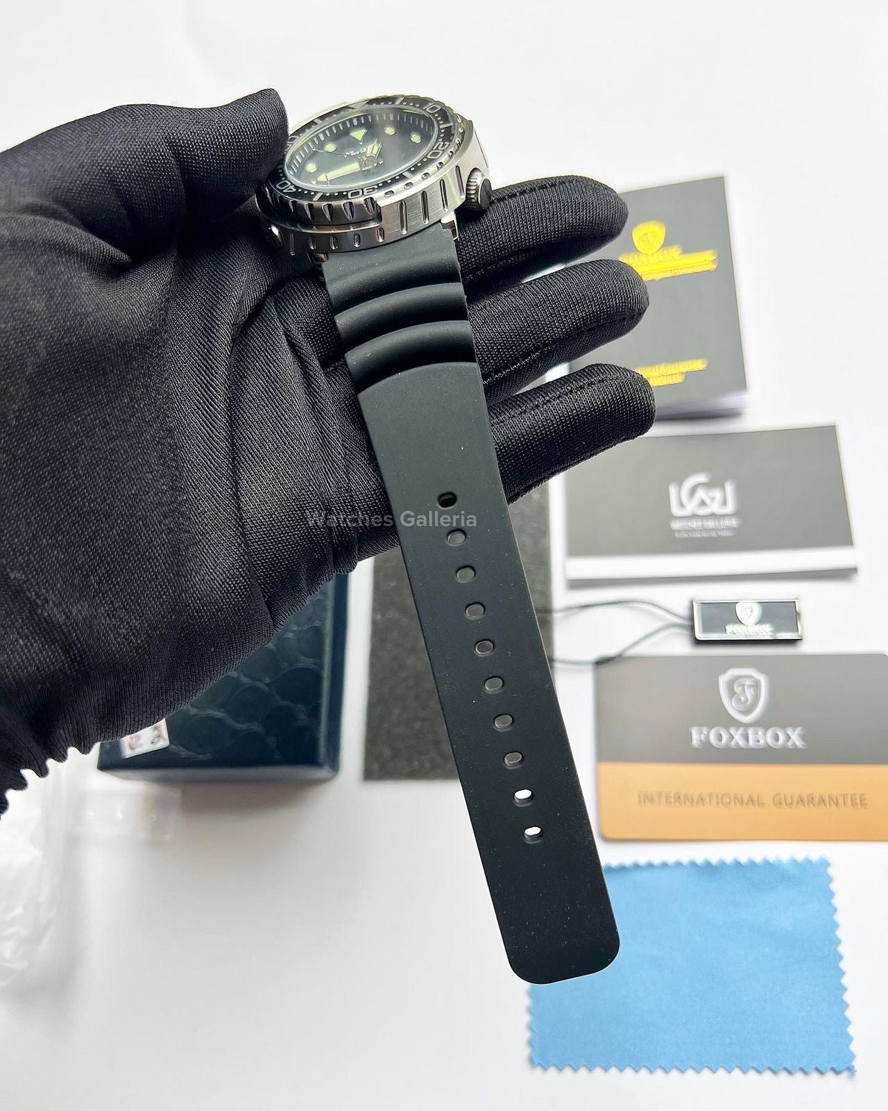 Foxbox Tuna Quartz (Black) FB0024