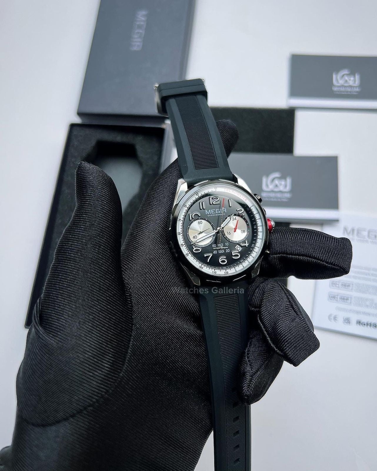 Megir Panda Chronograph Quartz (Black) MN2230