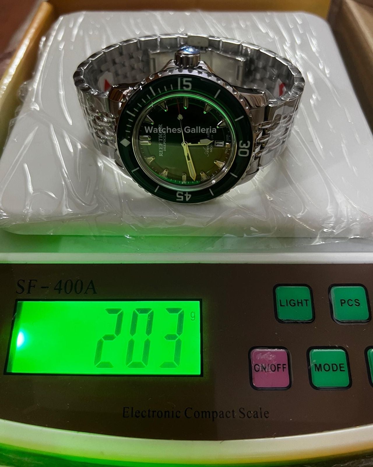 Reef Tiger Captain Cook Deep Ocean (Green) RGA3039