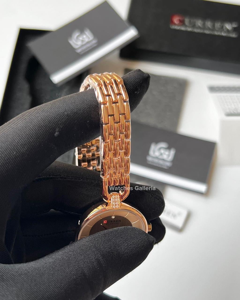 Curren Ladies Watch Quartz (Gold) C9052