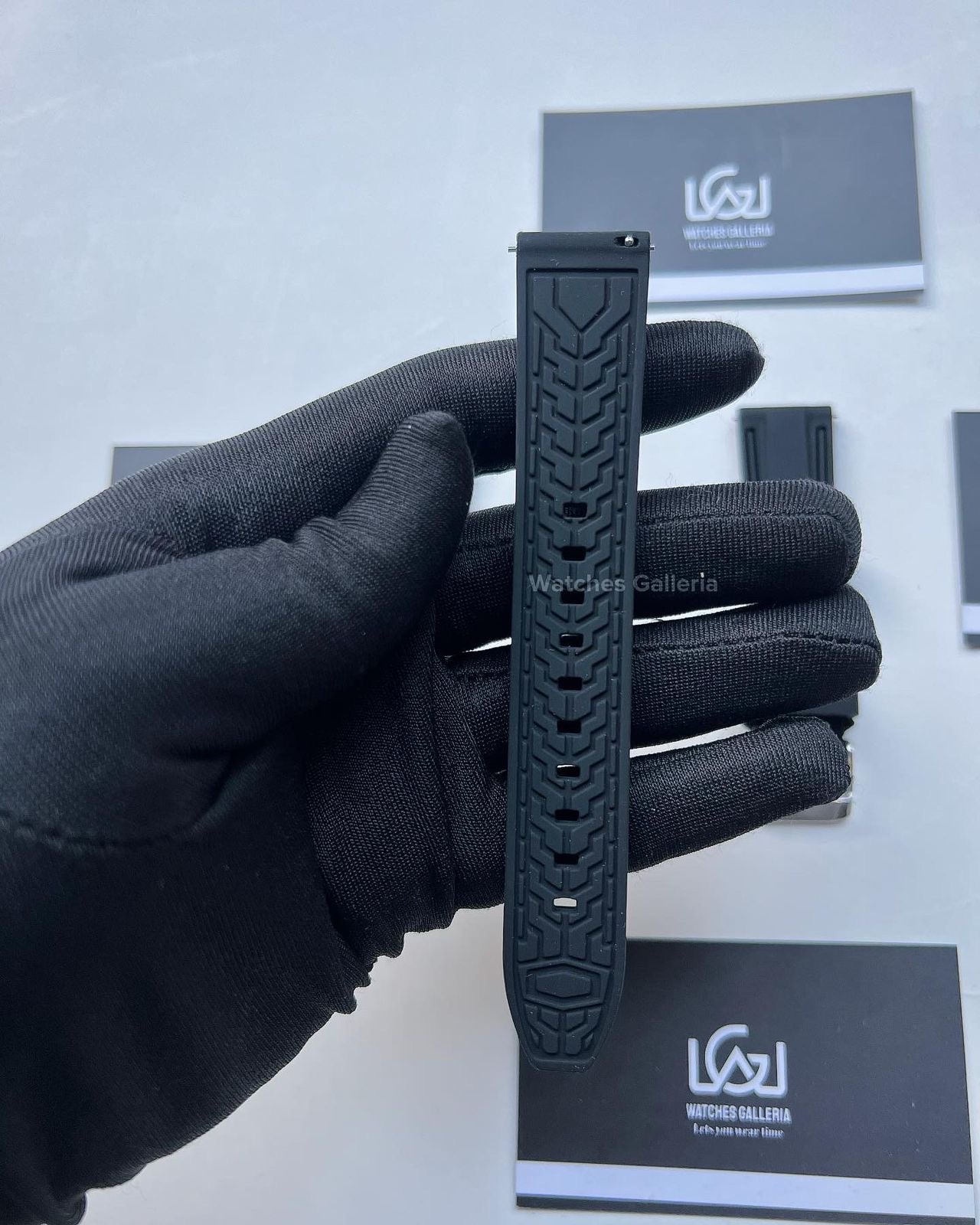 Silicon Straps Black