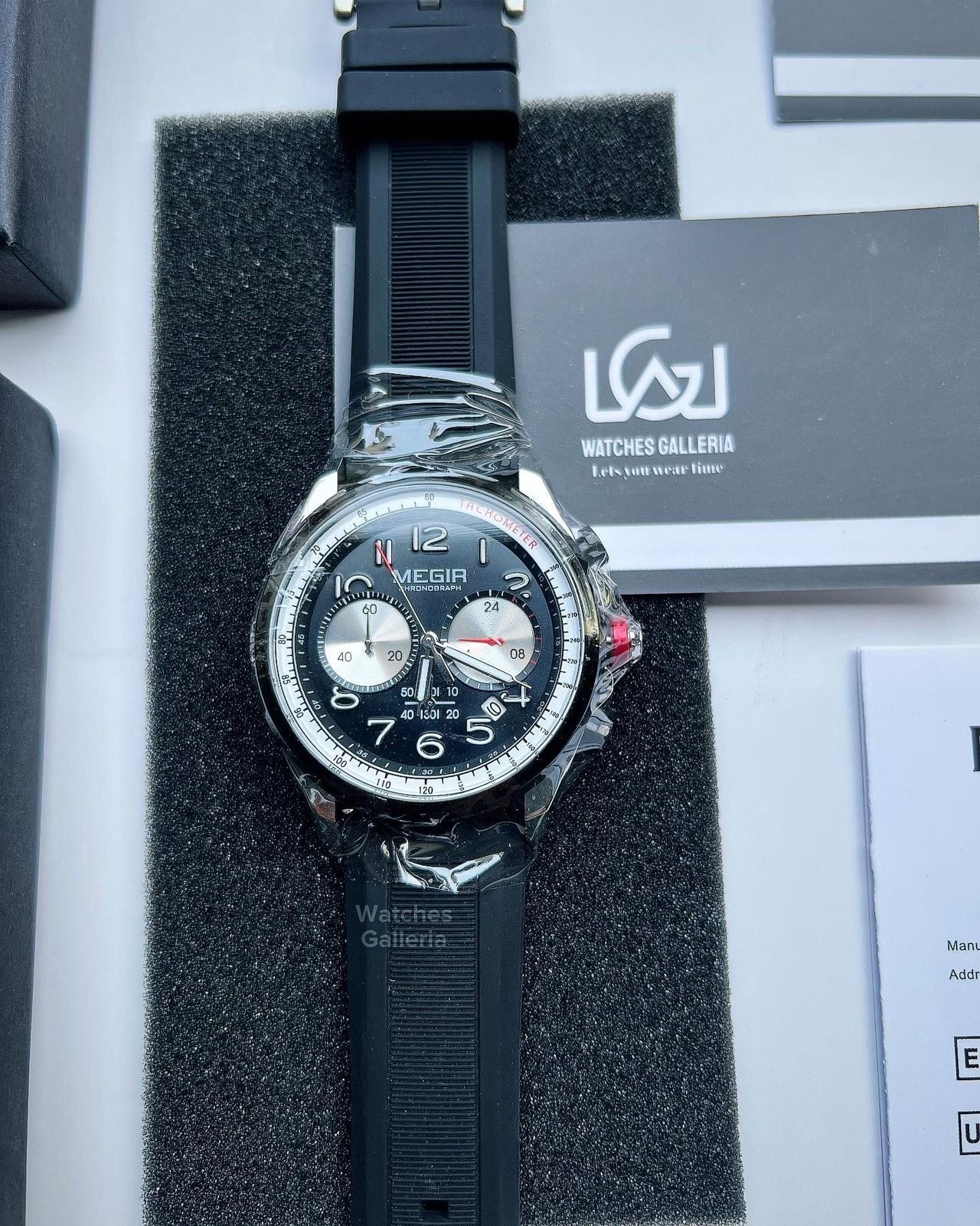 Megir Panda Chronograph Quartz (Black) MN2230