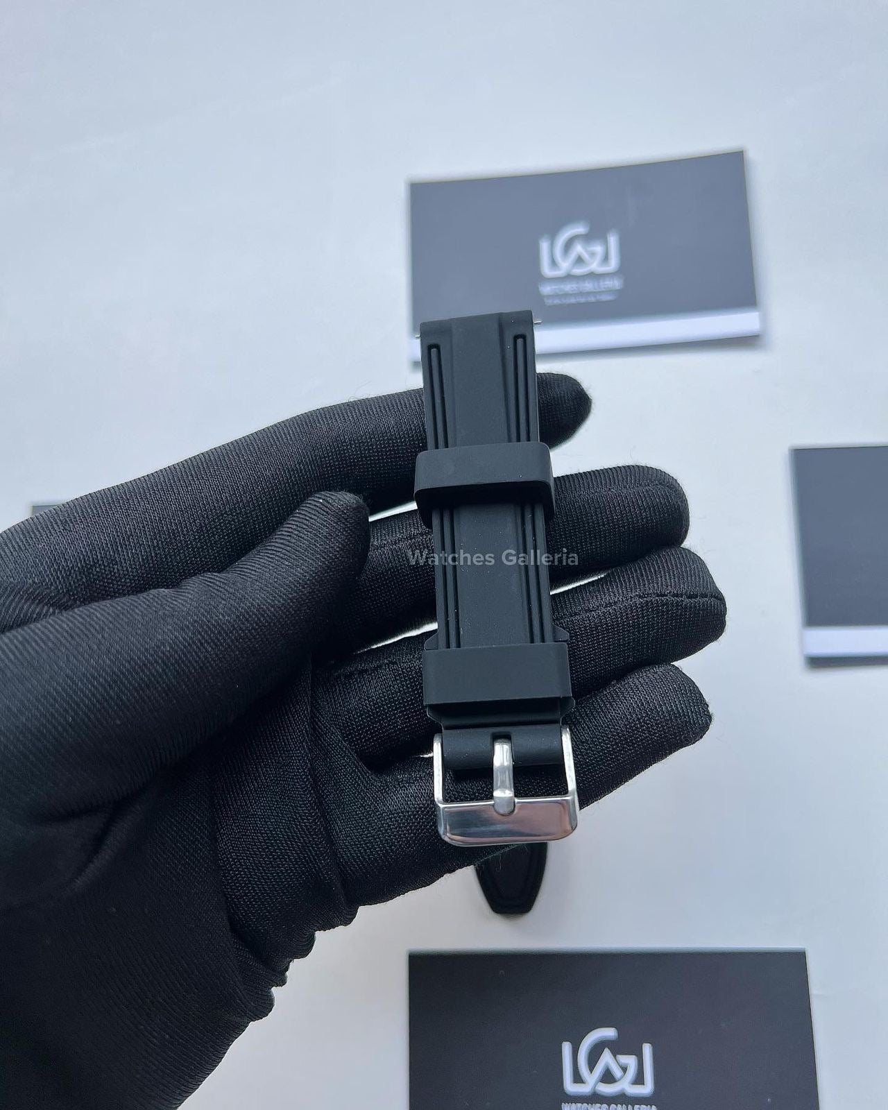 Silicon Straps Black