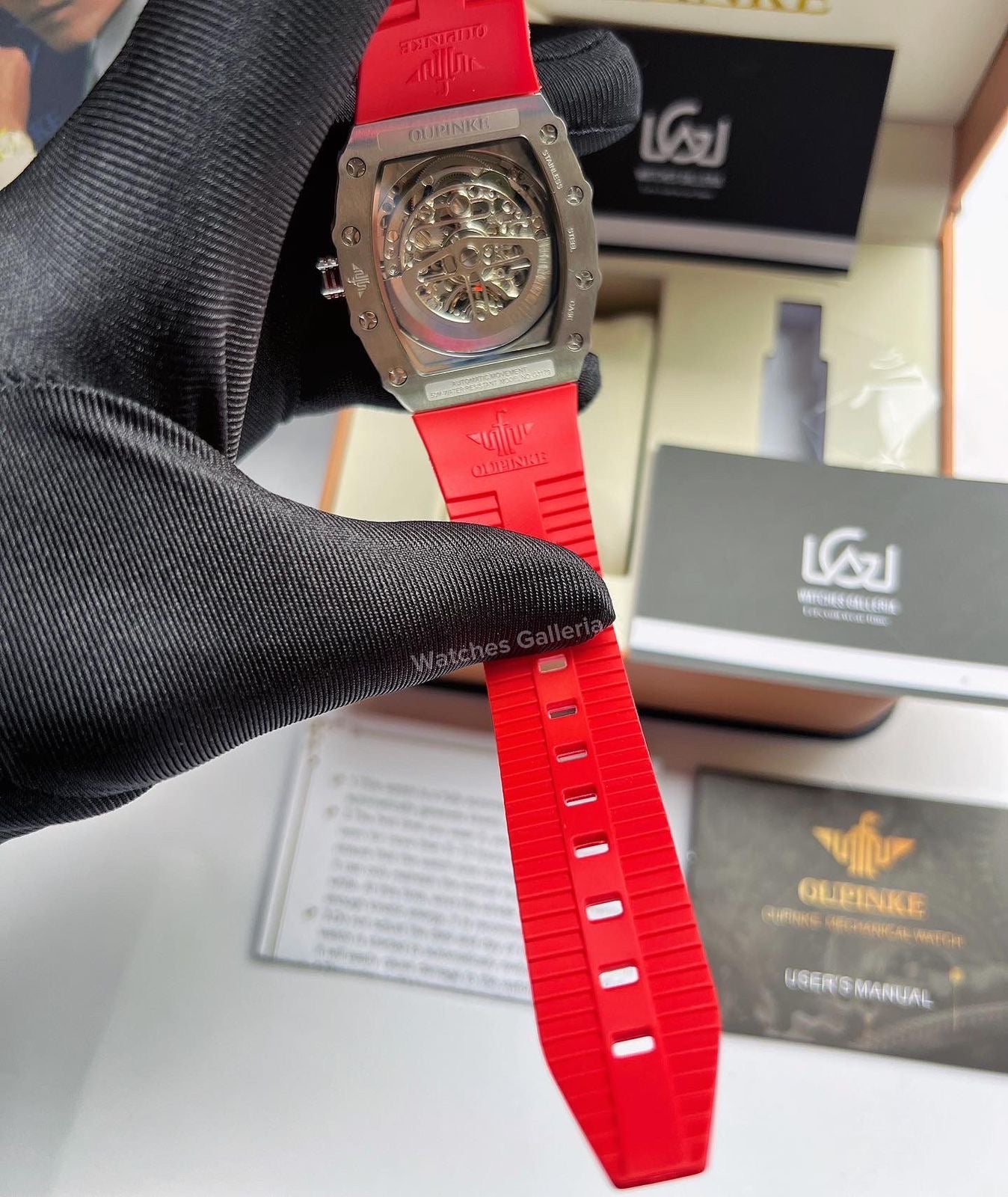 Oupinke Tonneau Skeleton Automatic (Silver/Red) Oupinke3179