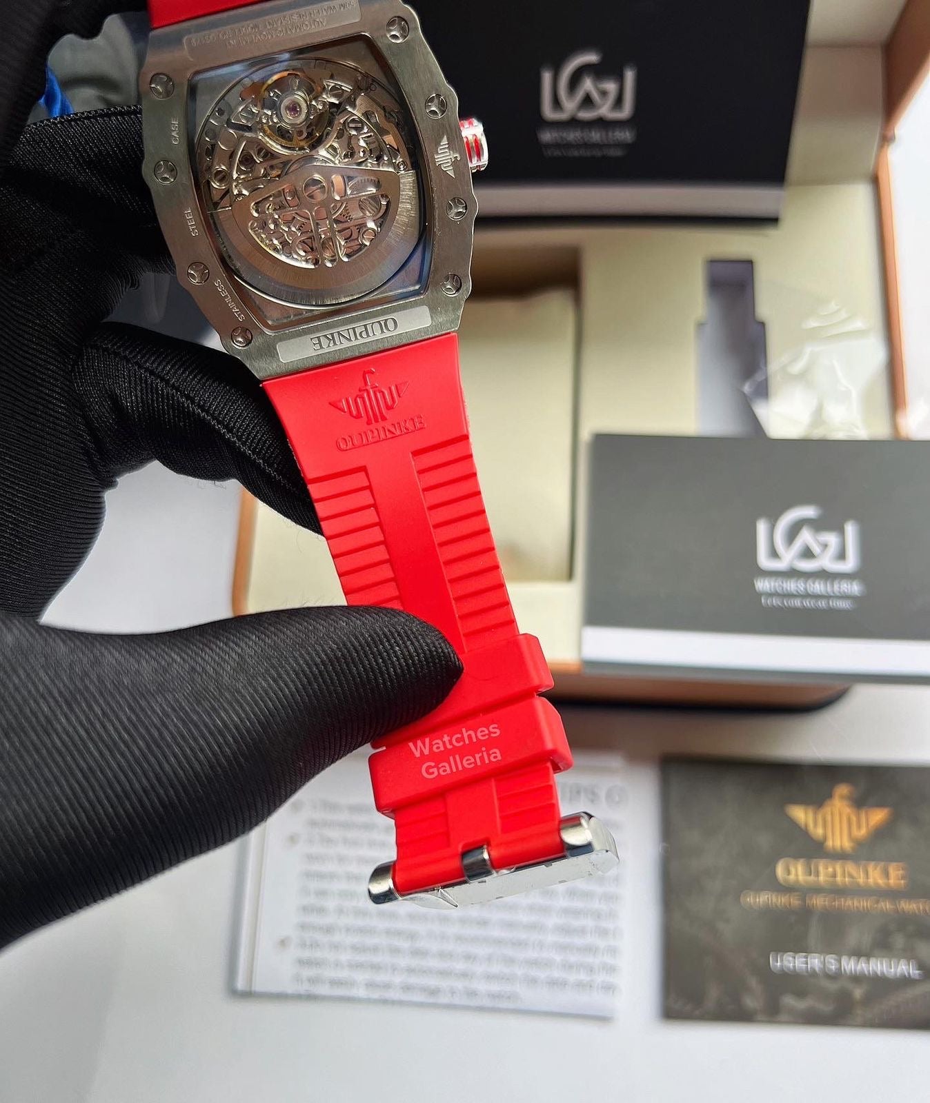 Oupinke Tonneau Skeleton Automatic (Silver/Red) Oupinke3179