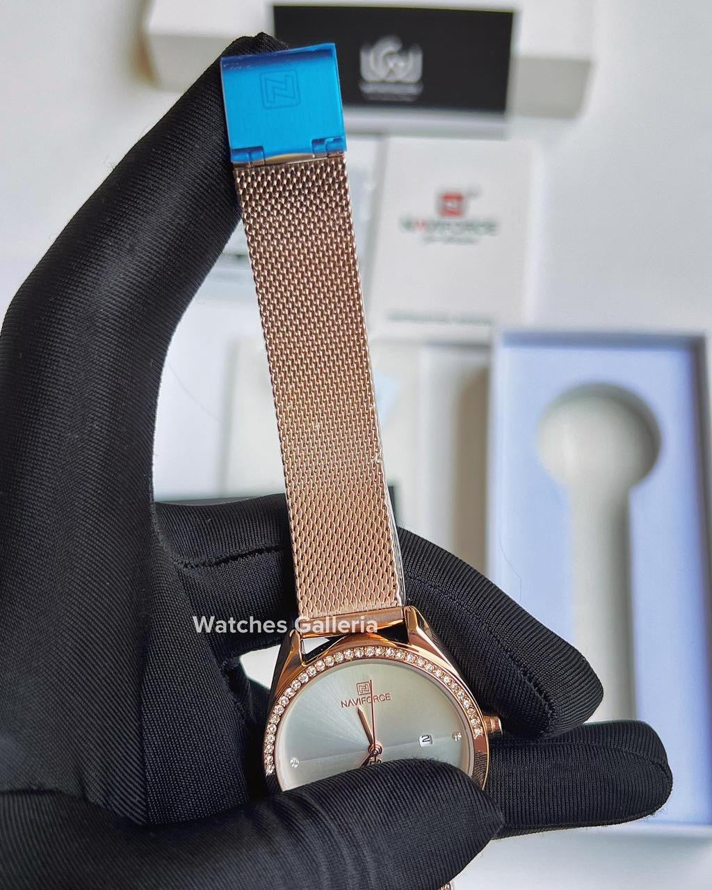 Naviforce ladies Watch Quartz (Rose Gold White) NF5015