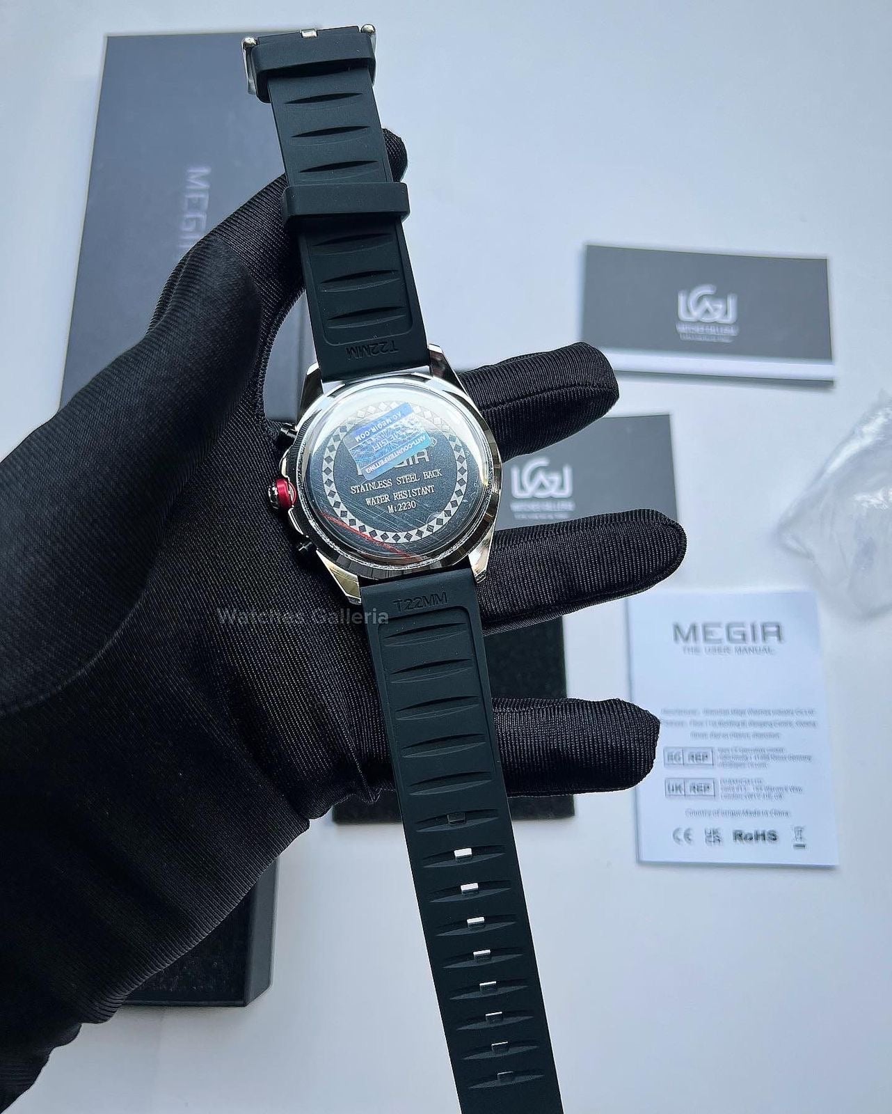 Megir Panda Chronograph Quartz (Black) MN2230