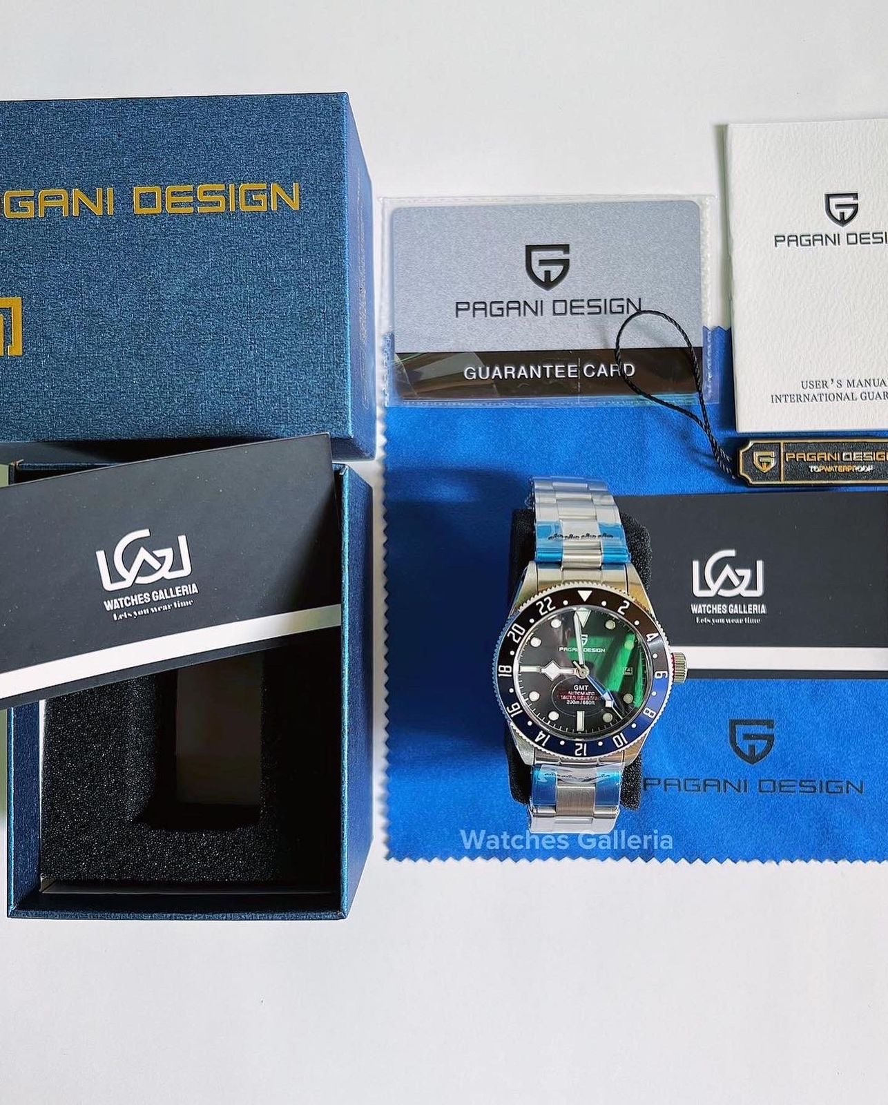Pagani Design Black Bay GMT (Batman) PD1706