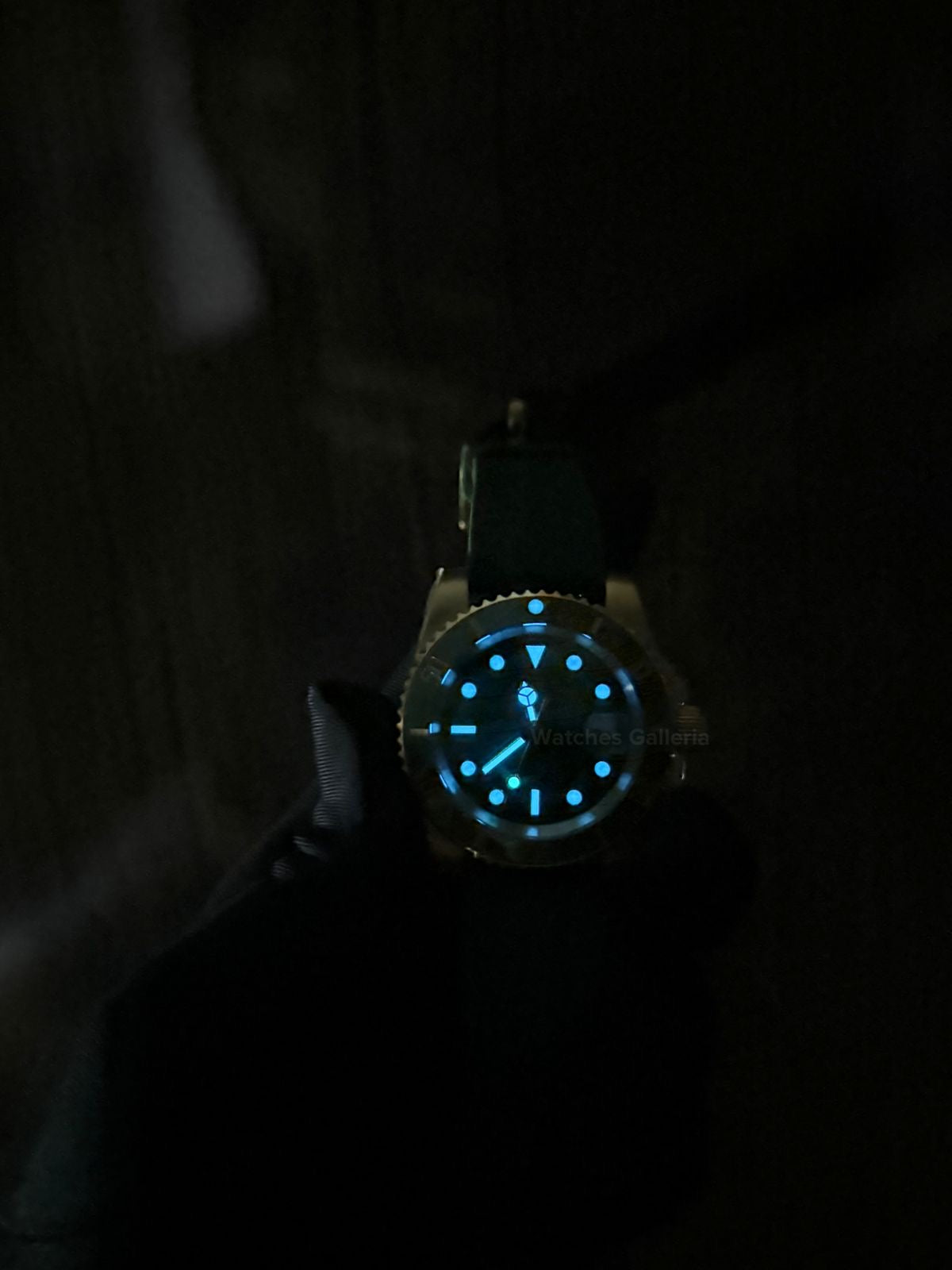 Pagani Design Hulk PD1661 Gold (Silicon Straps Edition Exclusive) Pagani Design in Pakistan