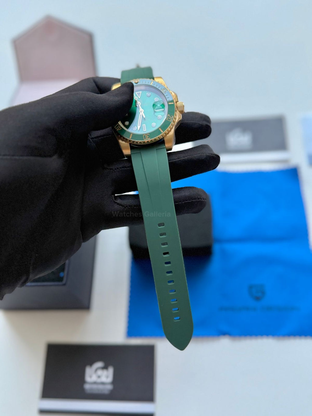 Pagani Design Hulk PD1661 Gold (Silicon Straps Edition Exclusive) Pagani Design in Pakistan