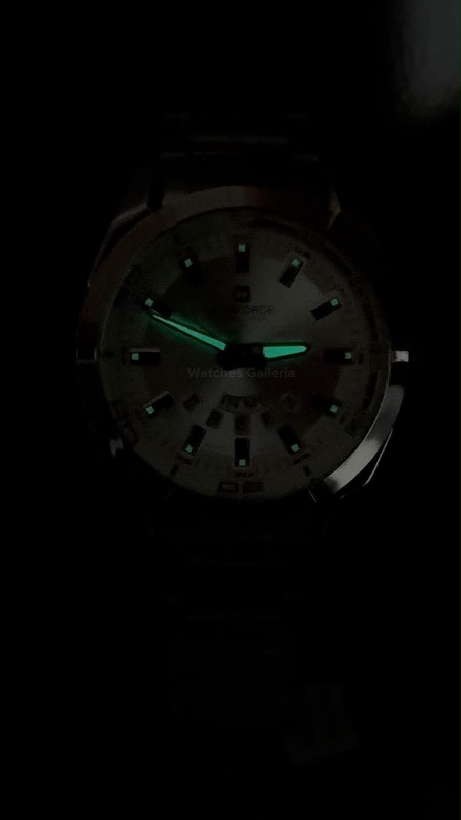 Naviforce NF9038M Original Men’s Watch Silver – Japanese Movement, Mineral Glass & Water Resistant