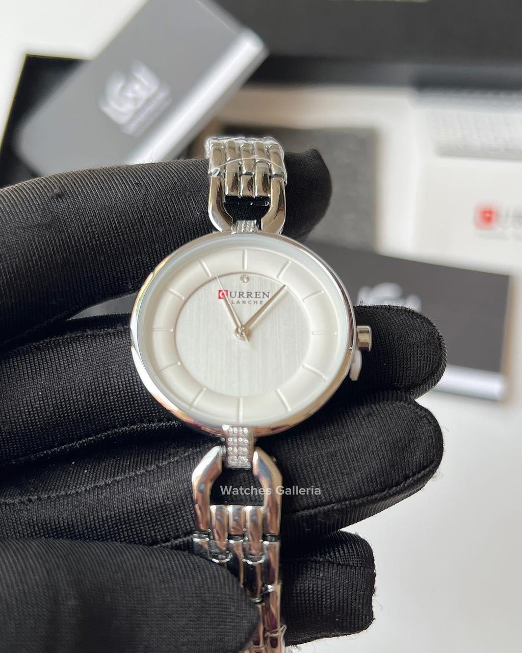 Curren Ladies Watch Quartz (Silver) C9052