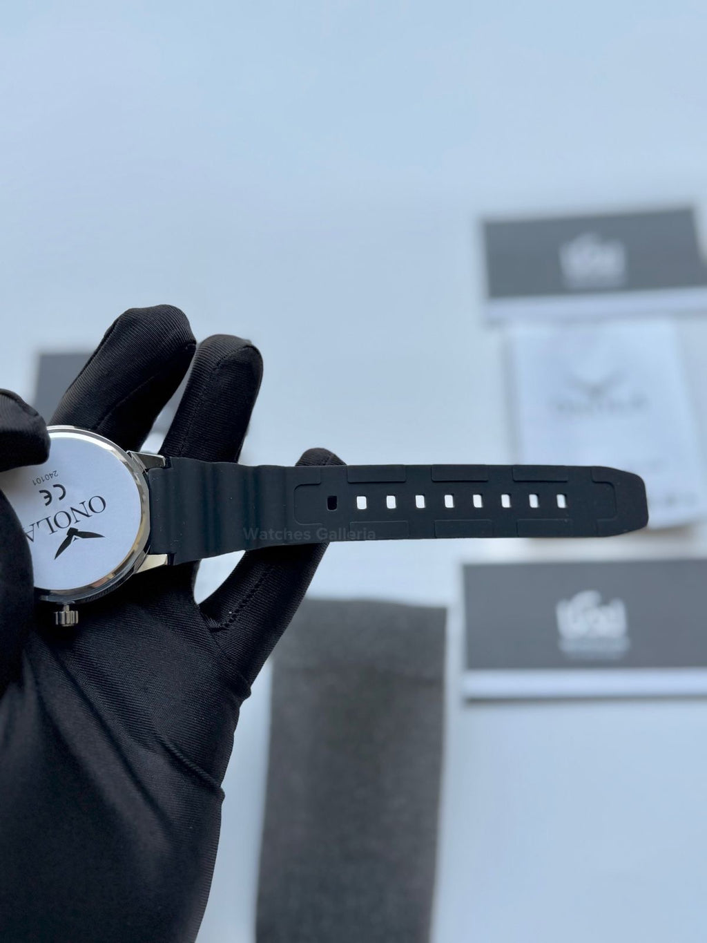 Onola 3850 Sports Diving Style Quartz (Red) Onola Pakistan