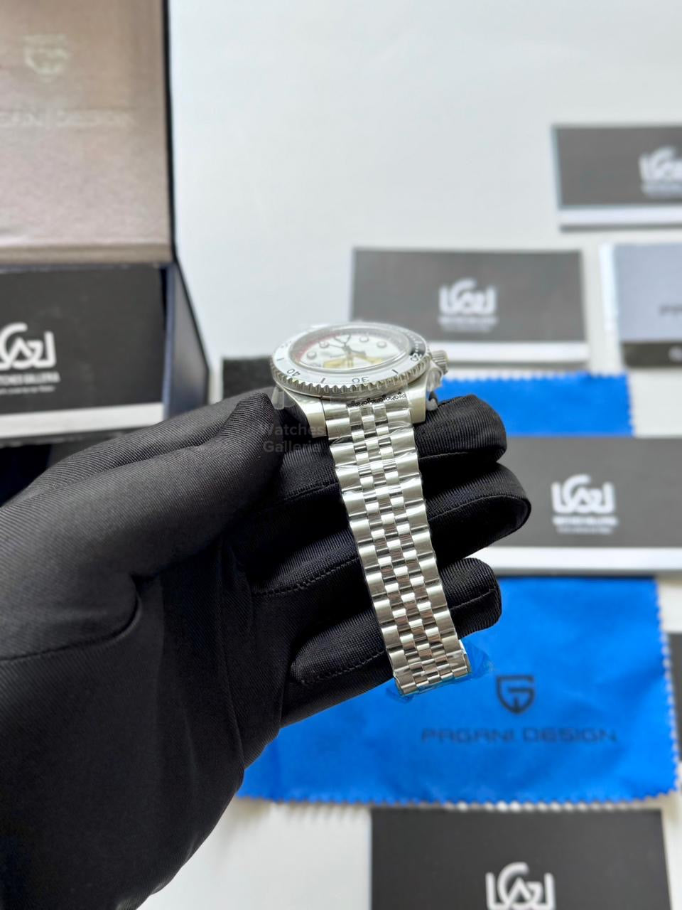 Pagani Design PD1726 Mini Gundam Limited Edition Automatic Watch – Sapphire Crystal, Seiko NH36A, Ceramic Bezel