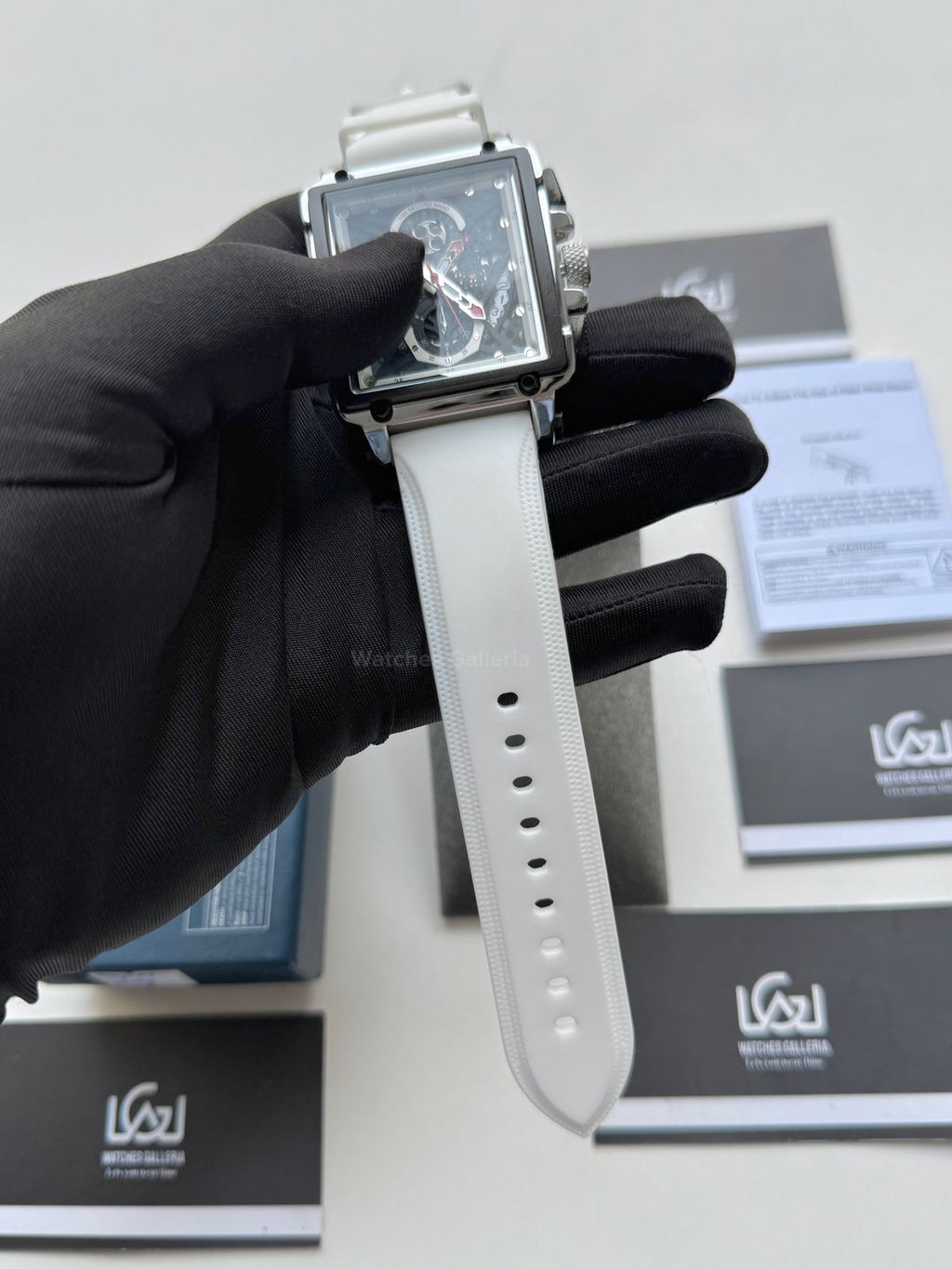 Lige Watch LG8935 Square Chronograph (Silver/White) Lige Watch Pakistan