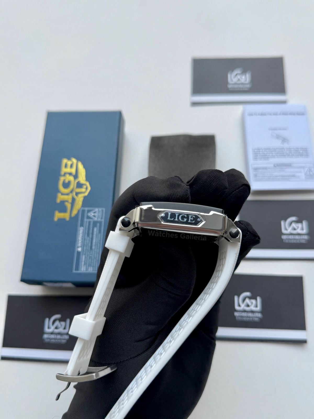 Lige Watch LG8935 Square Chronograph (Silver/White) Lige Watch Pakistan