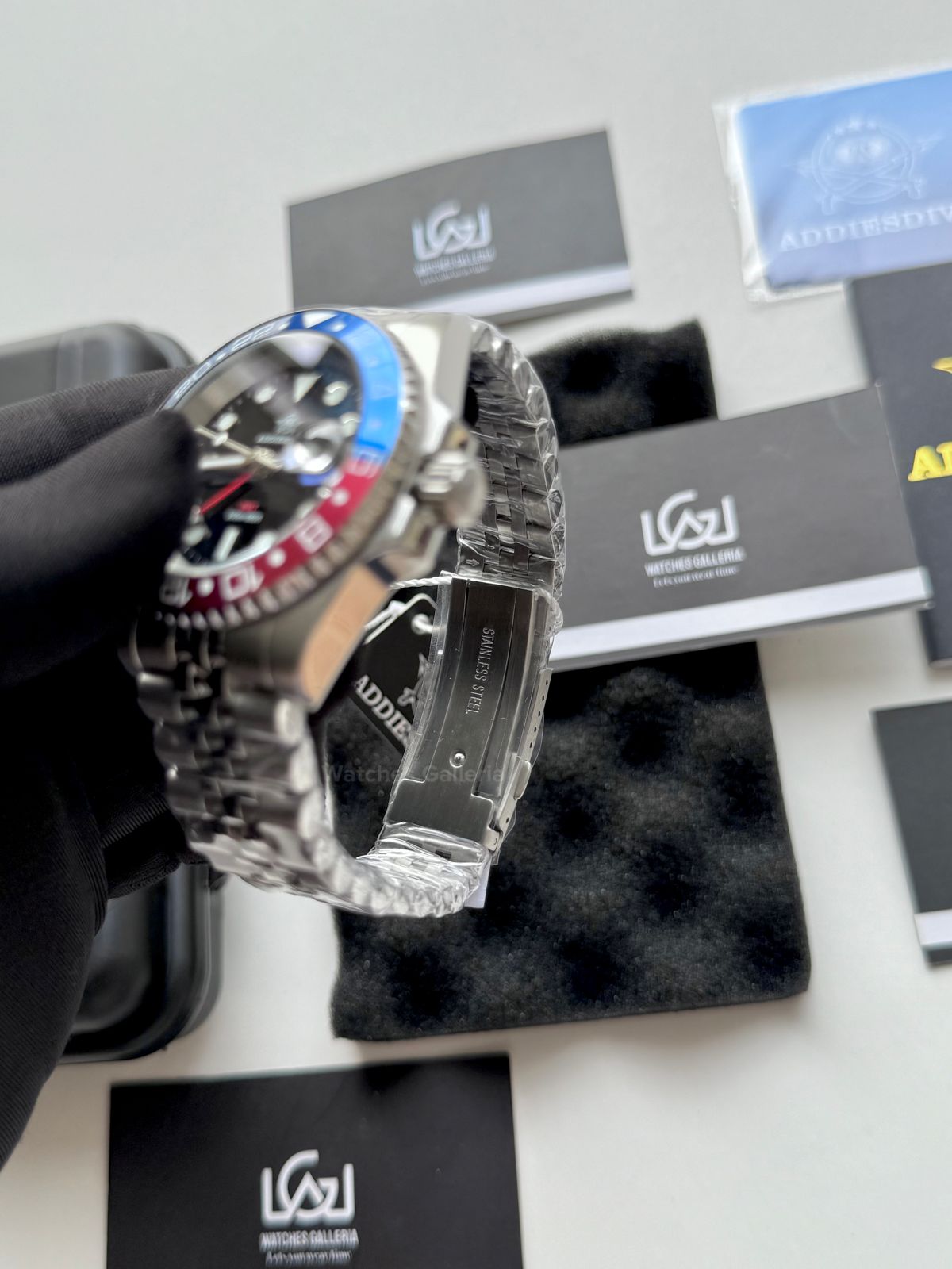 Addiesdive GMT Master Quartz (Pepsi) AD2050 Watches Galleria © Copyrights All Right Reserved