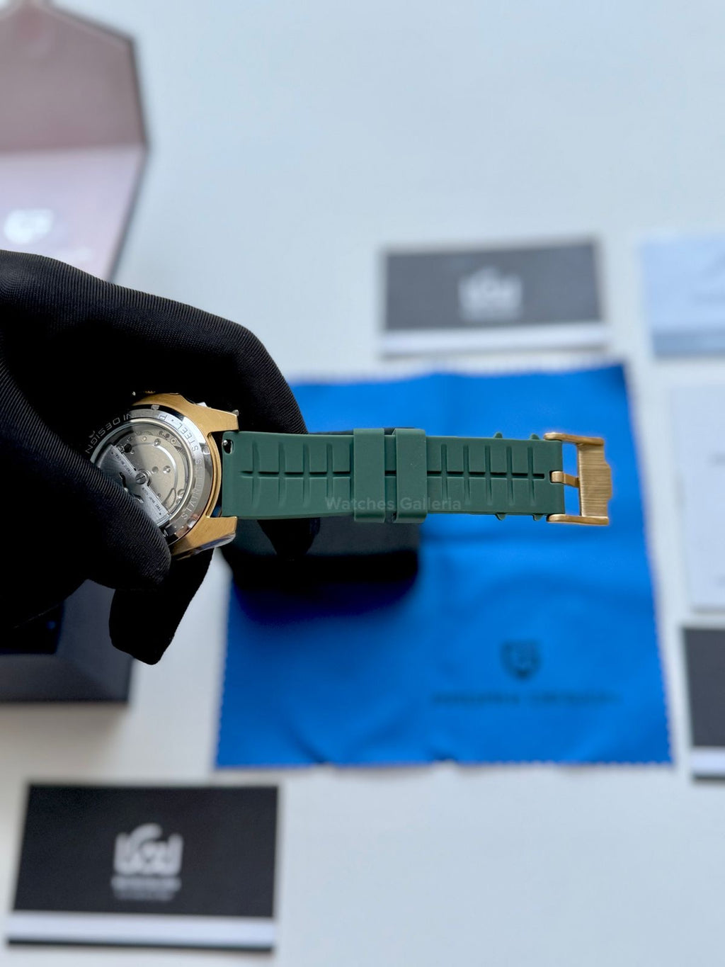 Pagani Design Hulk PD1661 Gold (Silicon Straps Edition Exclusive) Pagani Design in Pakistan