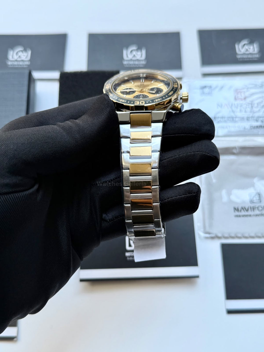Naviforce NF8049 Watch Pakistan | Naviforce Men Watch | Naviforce Chain Watch | Silver Gold Chronograph Watch