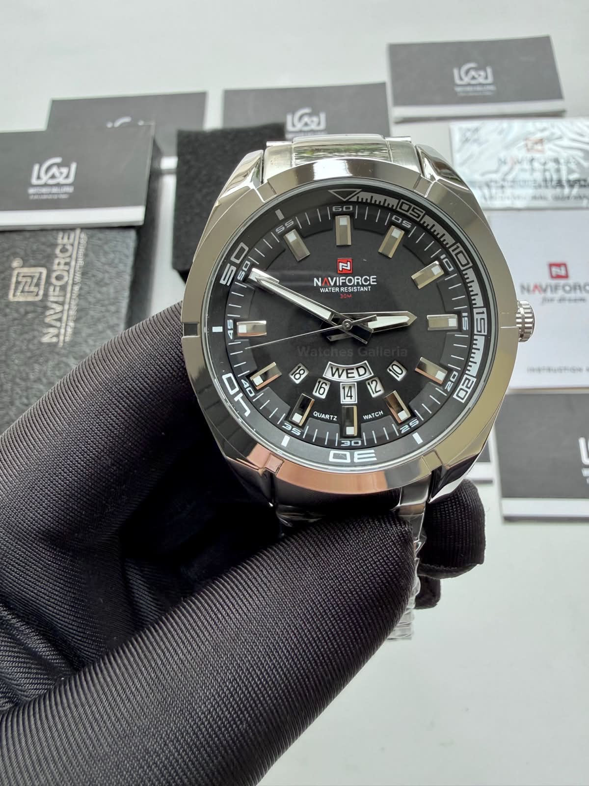 Naviforce NF9038M Original Men’s Watch Silver Black – Japanese Movement, Mineral Glass & Water Resistant