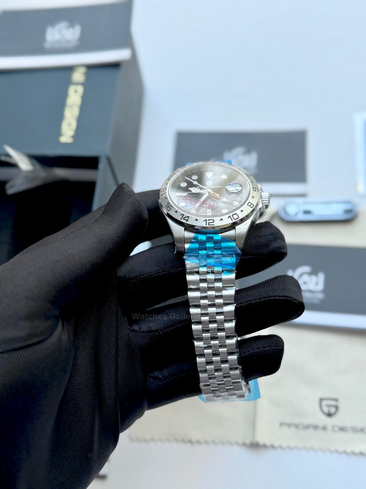 Pagani Design PD1682 Explorer II Black 42mm GMT Automatic – Sapphire Glass | Jubilee Bracelet | 100M WR