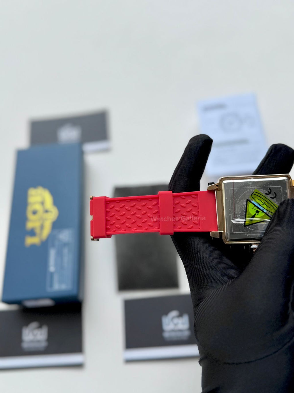 Lige Watch LG8935 Square Chronograph (Red) Lige Watch Pakistan