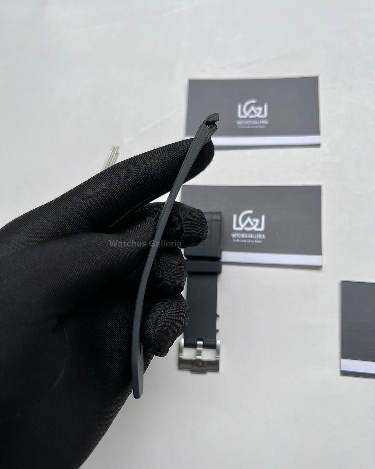 Silicon Straps Premium Black/Silver