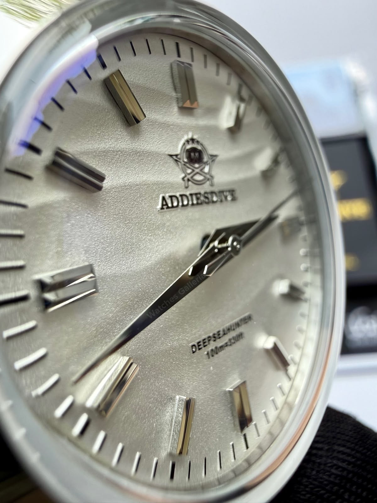 Addiesdive AD2030 Desert Jubilee White Unisex Watch – 36mm Classic Desert Dial, Japan VH31 Quartz Movement, Blue Anti-Glare Mineral Glass & Genuine Jubilee Strap