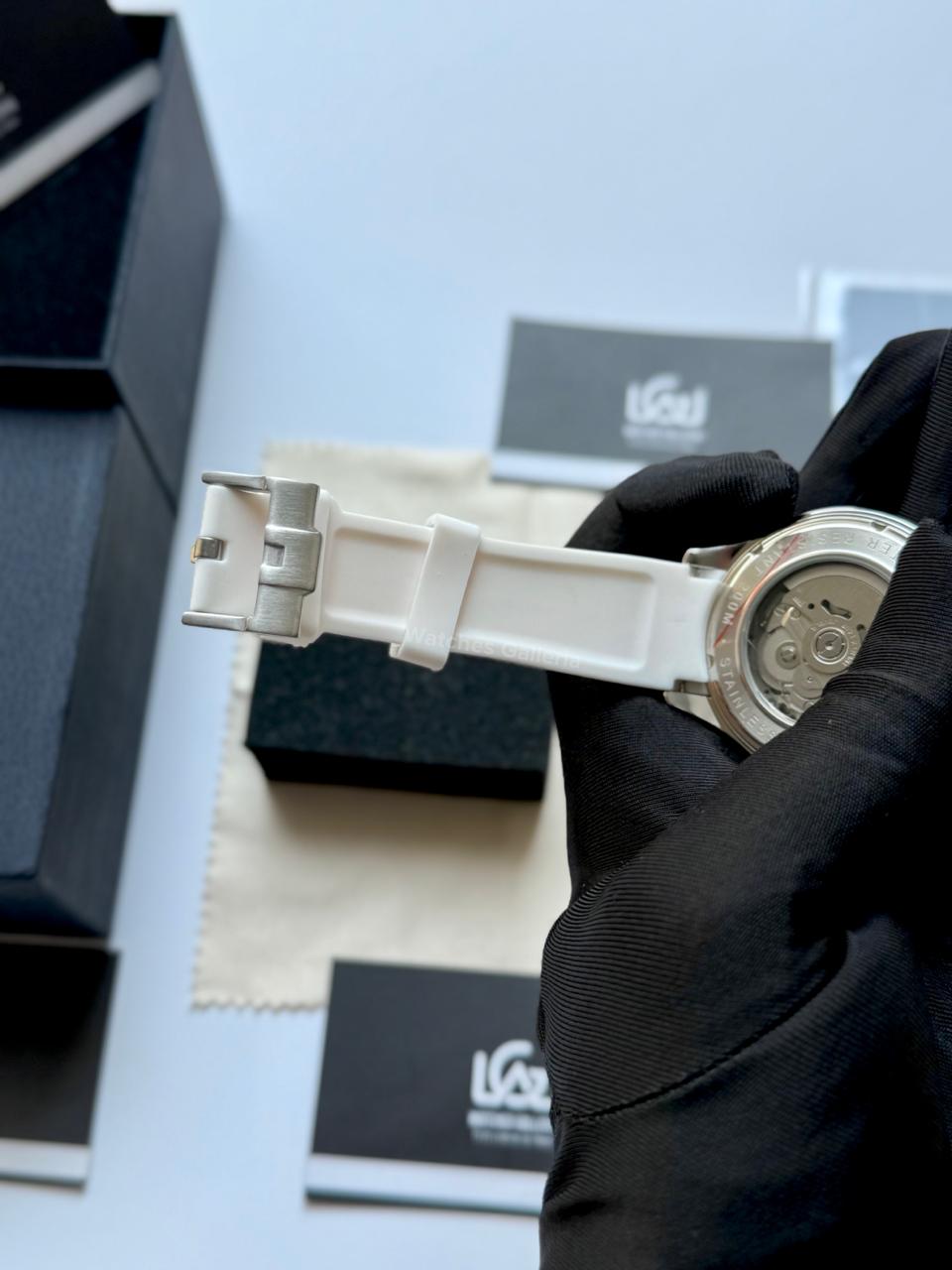 Pagani Design PD1685 Seamaster Diver White Automatic Watch – 200M Sapphire Crystal NH35A/Miyota Luxury Dive Watch in Pakistan | Watches Galleria