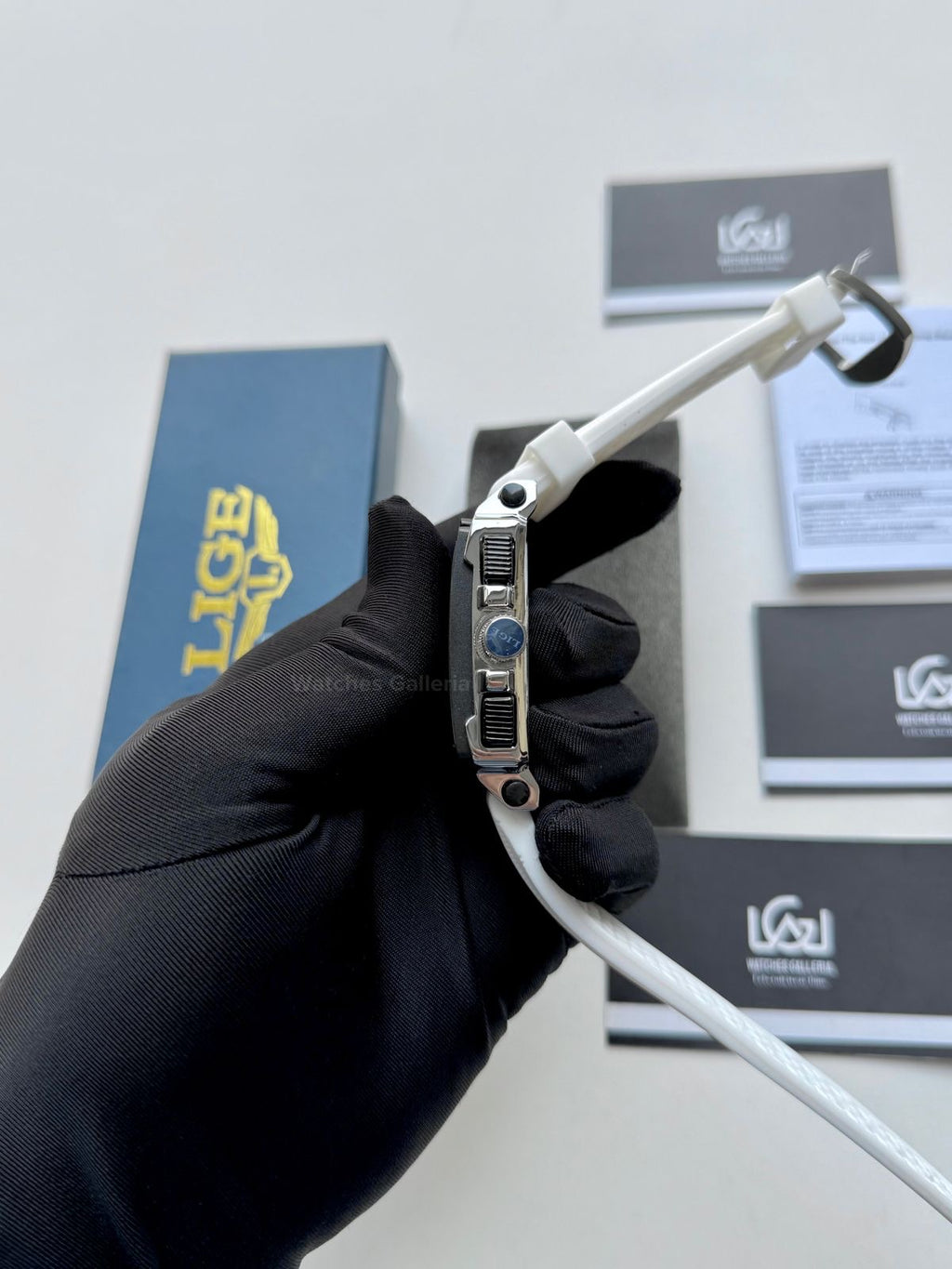 Lige Watch LG8935 Square Chronograph (Silver/White) Lige Watch Pakistan