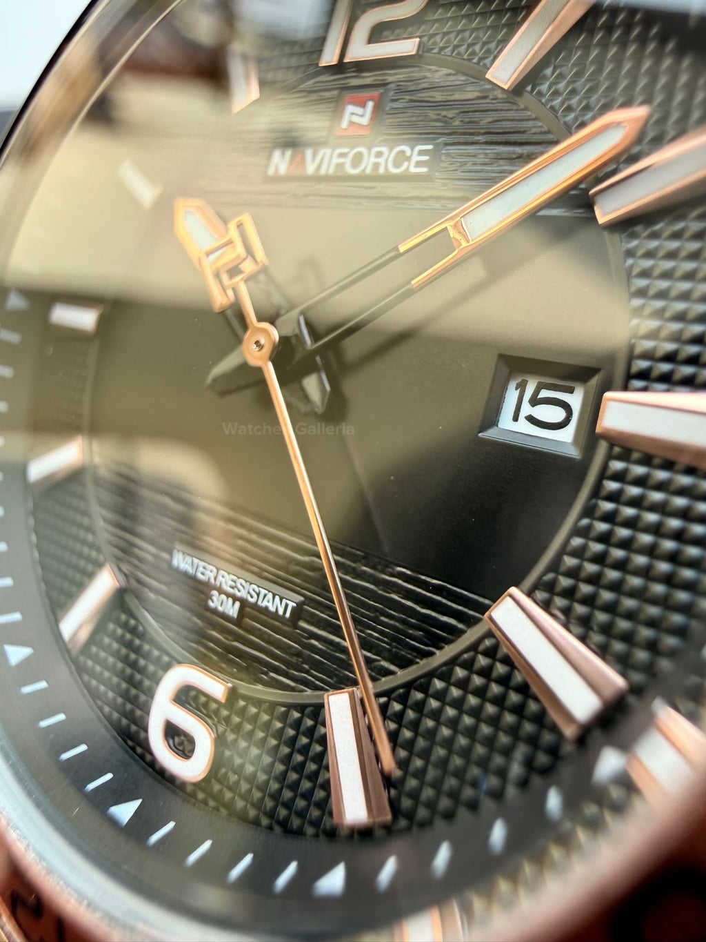 Naviforce NF9192 Rootbeer Men’s Watch | Japanese Seiko AL32 Quartz Movement | Complete Calendar | Luminous Hands | 3ATM Water Resistant