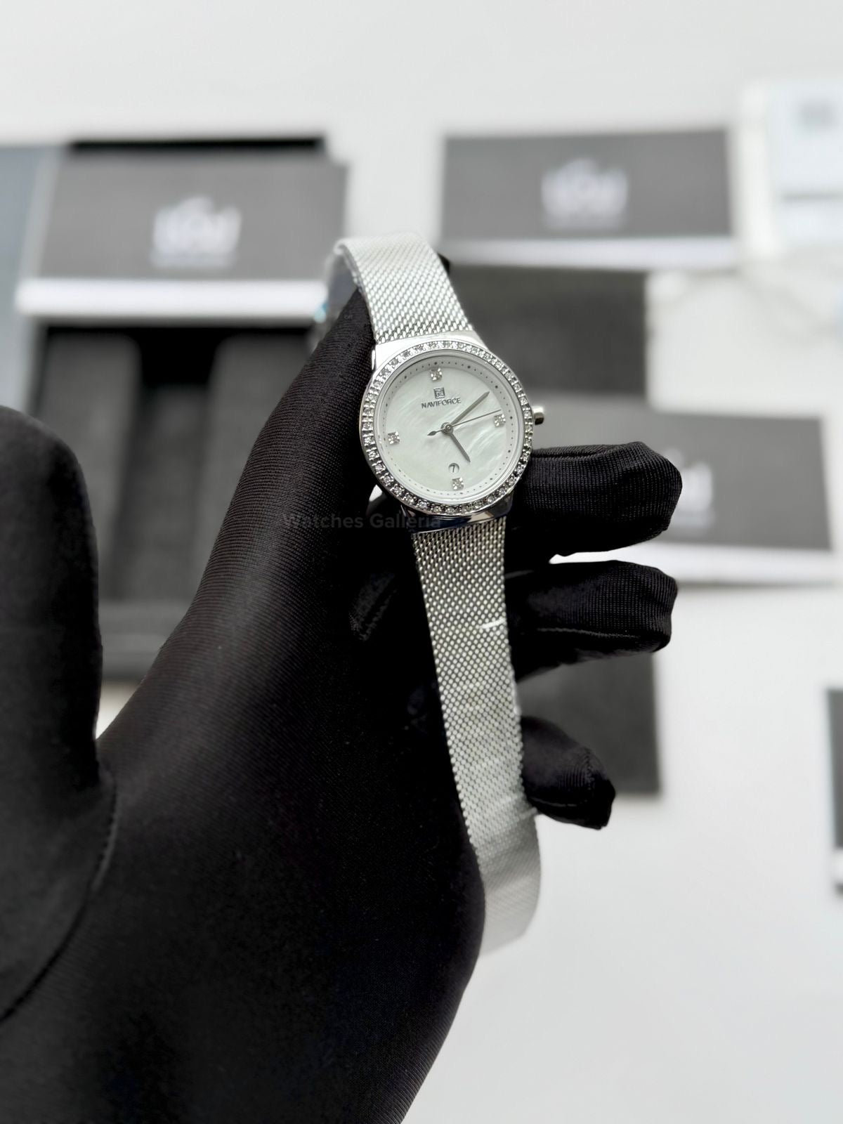 Naviforce NF5005 Women Watch Quartz (Silver) Naviforce Watch in Pakistan