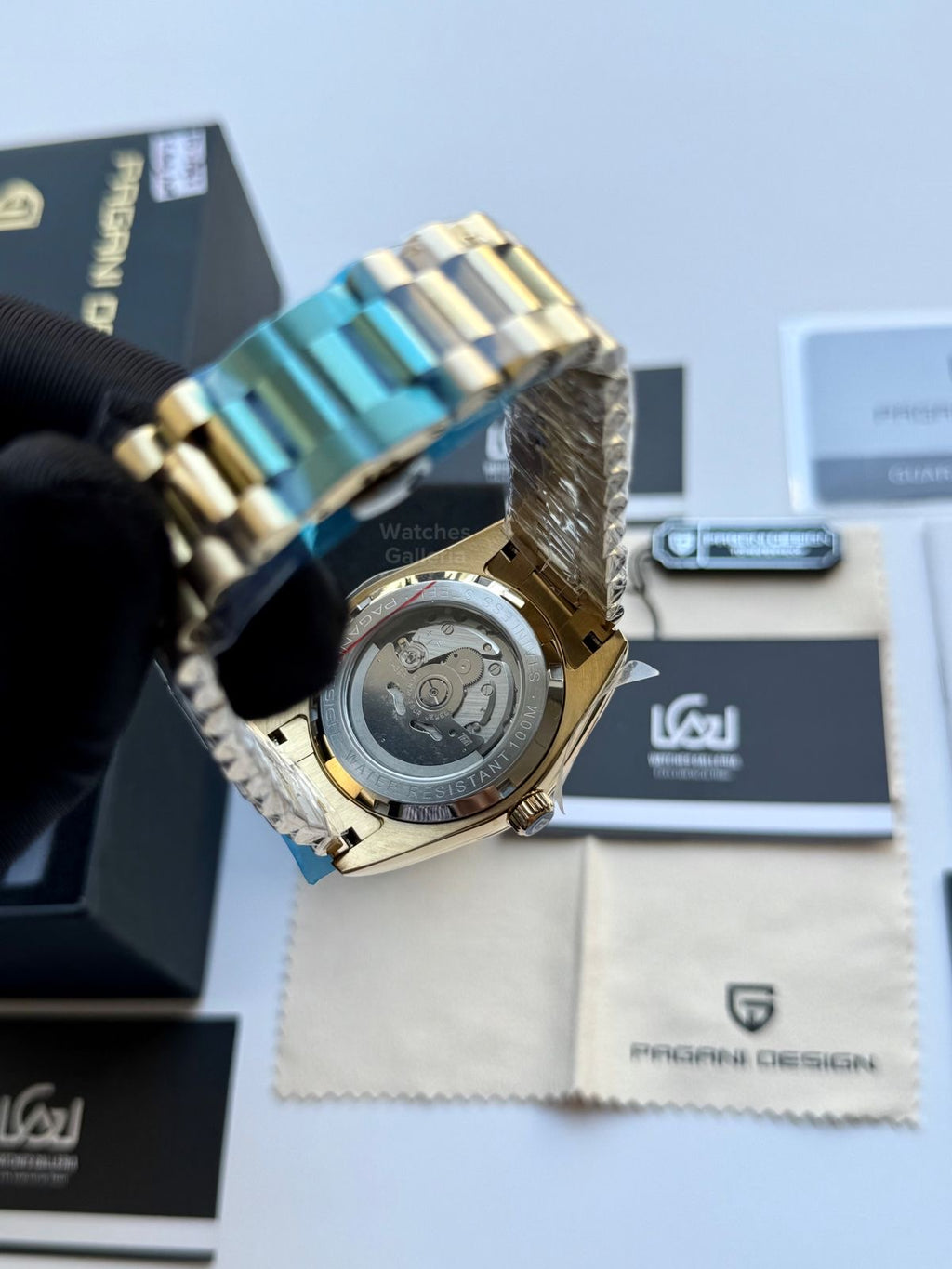 Pagani Design PD1783 Date Day Yellow Gold 40mm Automatic Watch – White Roman Dial, Seiko NH36A Movement, Sapphire Glass, Presidential Bracelet