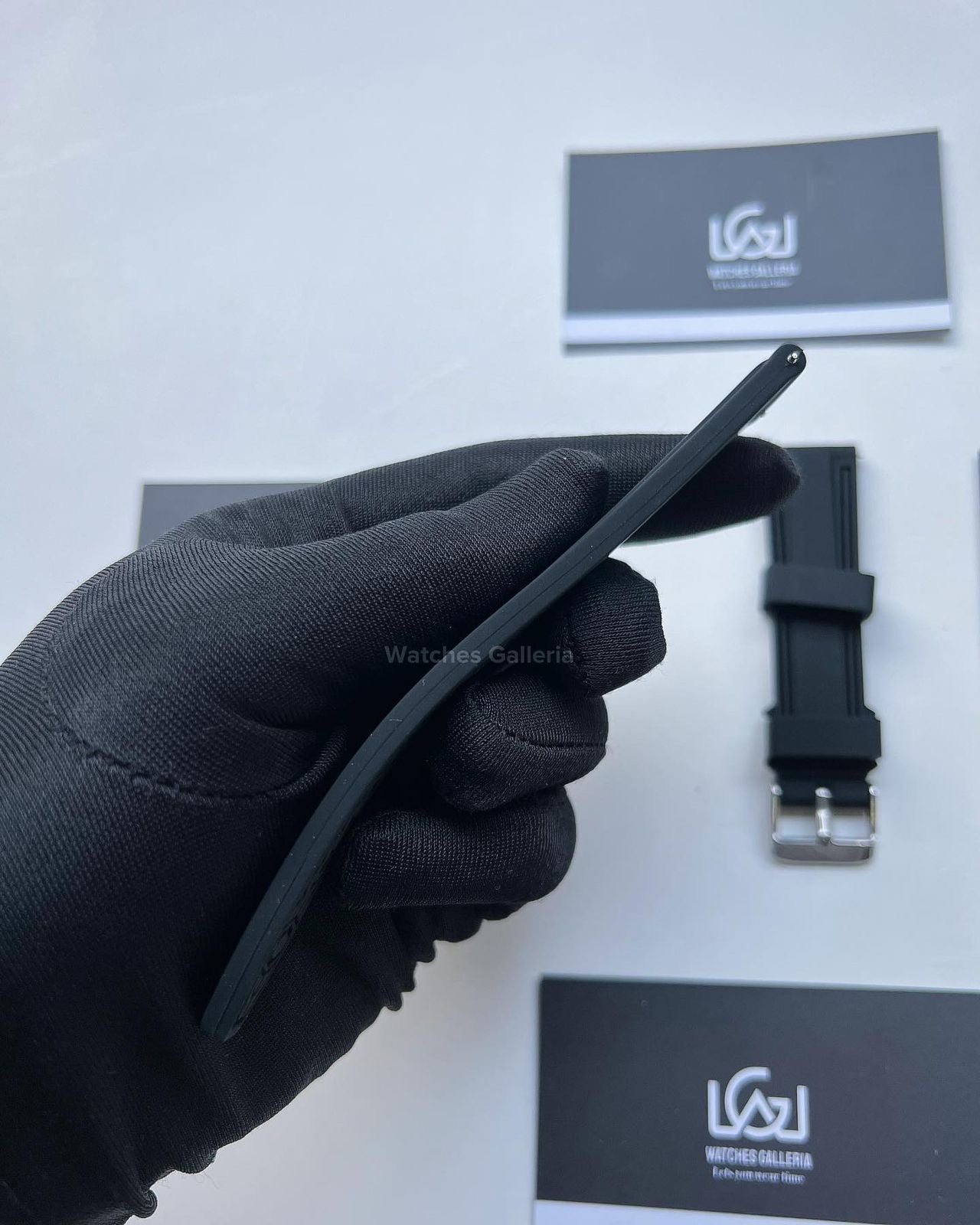 Silicon Straps Black