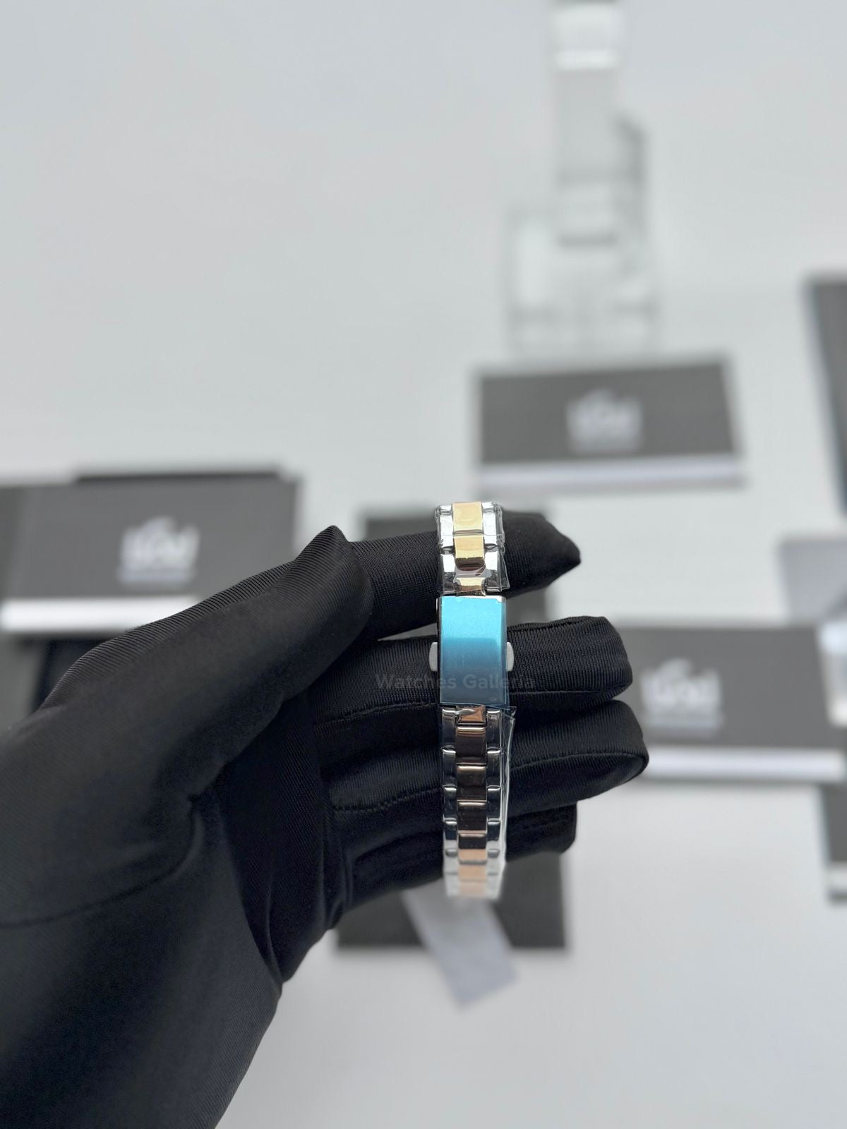 Crrju 2178 Ladies Watch Quartz (White/Rose Gold) CRRJU Watch Pakistan