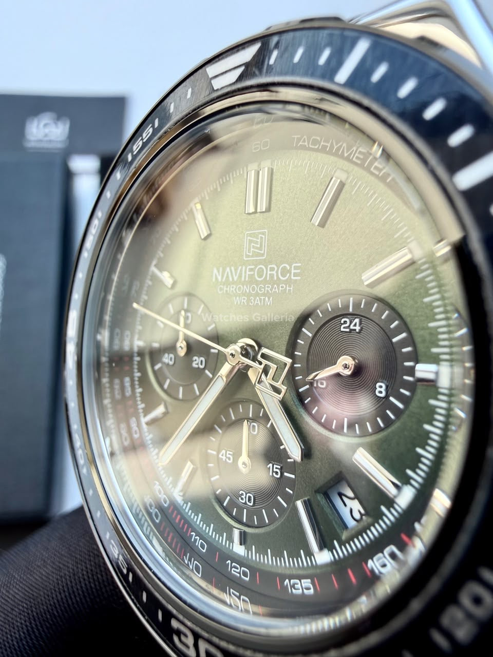 Naviforce NF8049 Watch Pakistan | Naviforce Men Watch | Naviforce Chain Watch | Silver Green Chronograph Watch