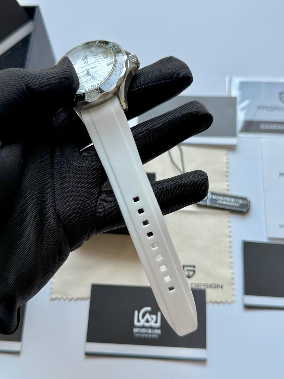 Pagani Design PD1685 Seamaster Diver White Automatic Watch – 200M Sapphire Crystal NH35A/Miyota Luxury Dive Watch in Pakistan | Watches Galleria