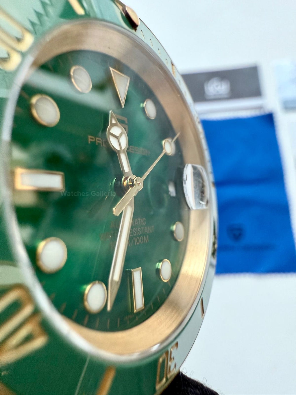 Pagani Design Hulk PD1661 Gold (Silicon Straps Edition Exclusive) Pagani Design in Pakistan