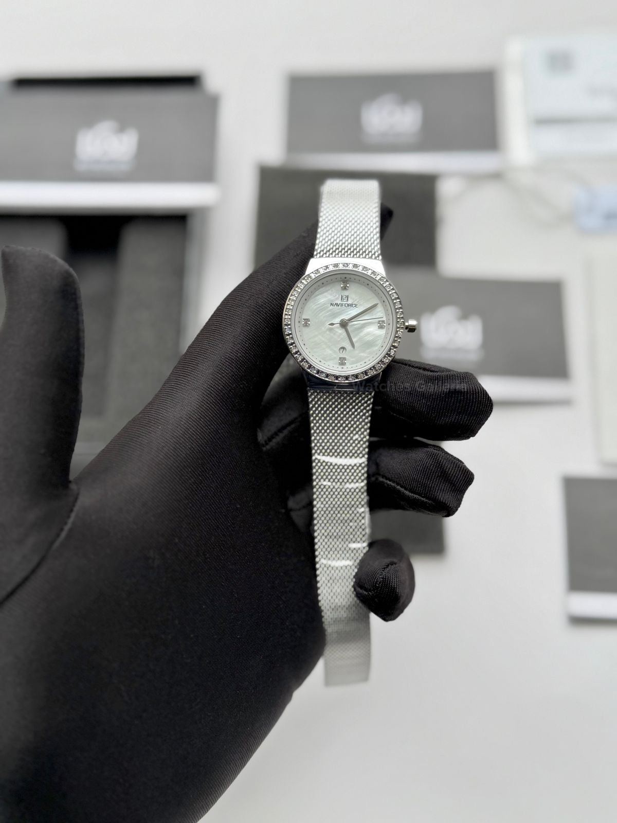 Naviforce NF5005 Women Watch Quartz (Silver) Naviforce Watch in Pakistan