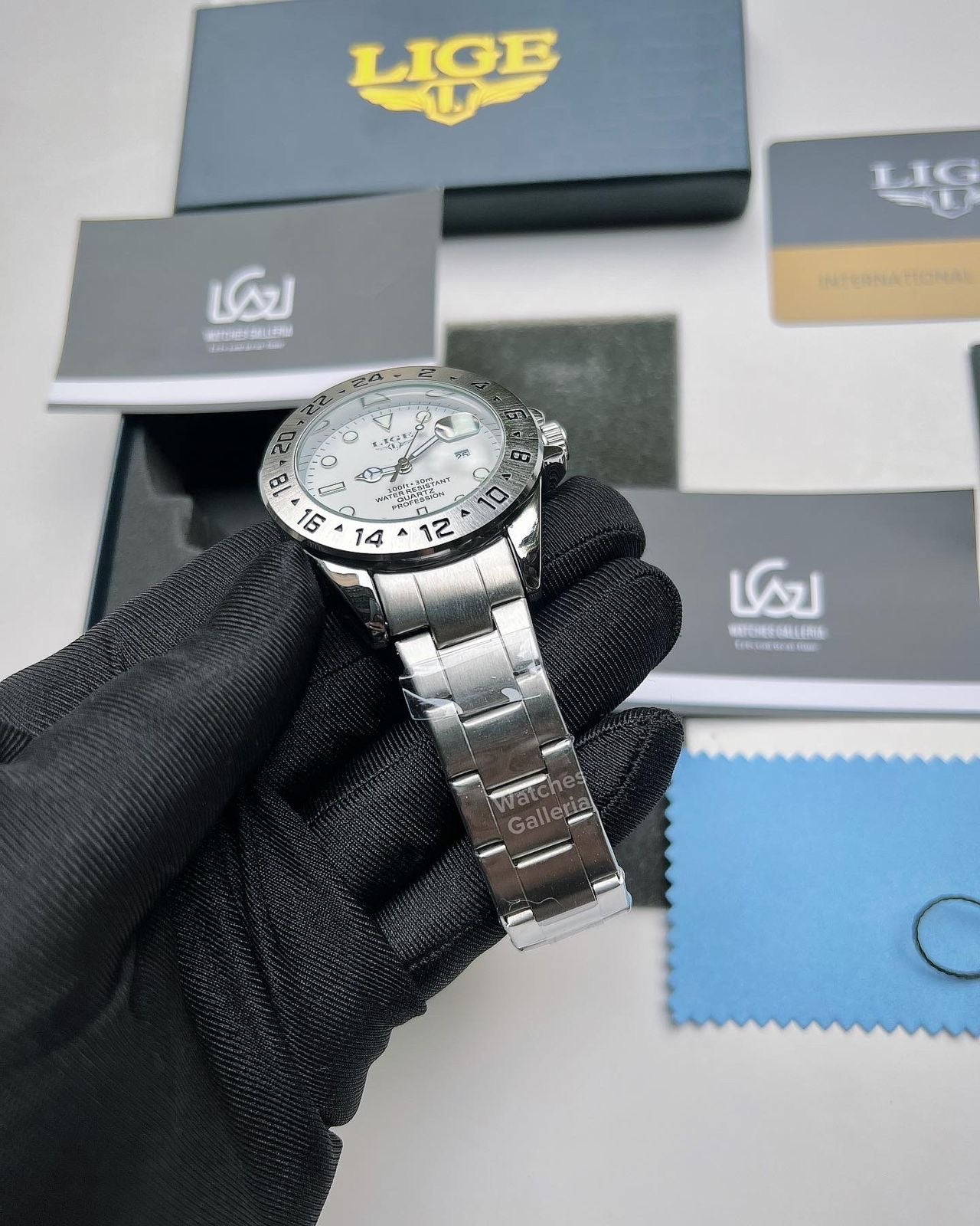 Lige Explorer II Quartz (White) LG8947