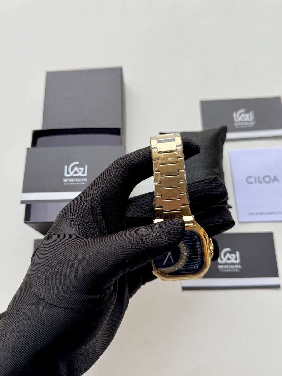 Ciloa Watch 513 Gold Square (Gold) Ciloa Watch in Pakistan
