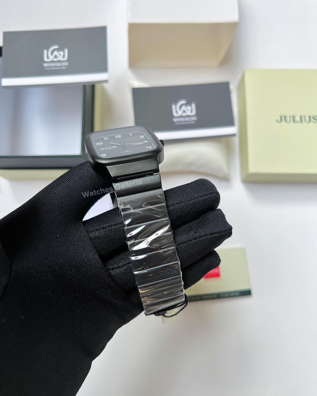 Julius Classic TV Style JAH141