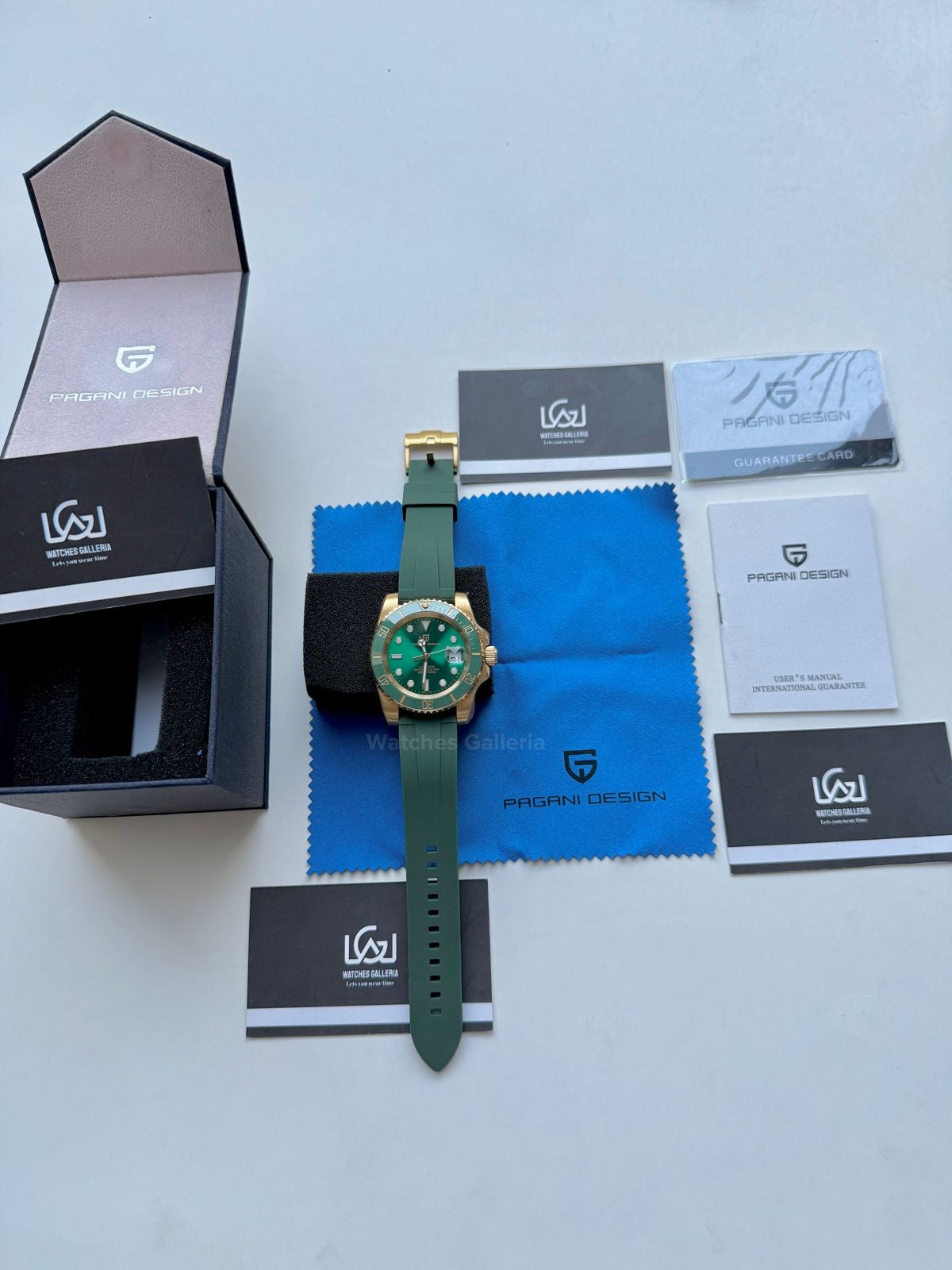 Pagani Design Hulk PD1661 Gold (Silicon Straps Edition Exclusive) Pagani Design in Pakistan