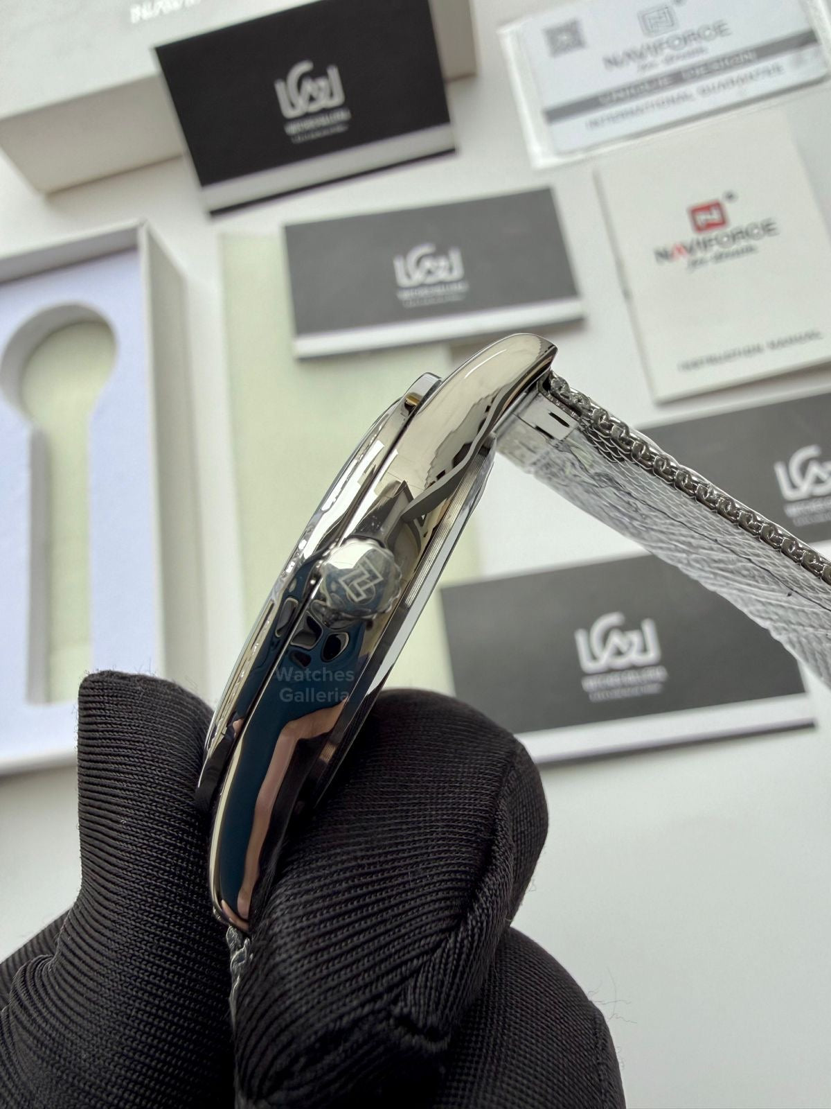 Naviforce NF5028 Ice Blue Classic Stones Quartz Watch (Unisex) Naviforce Watch Pakistan