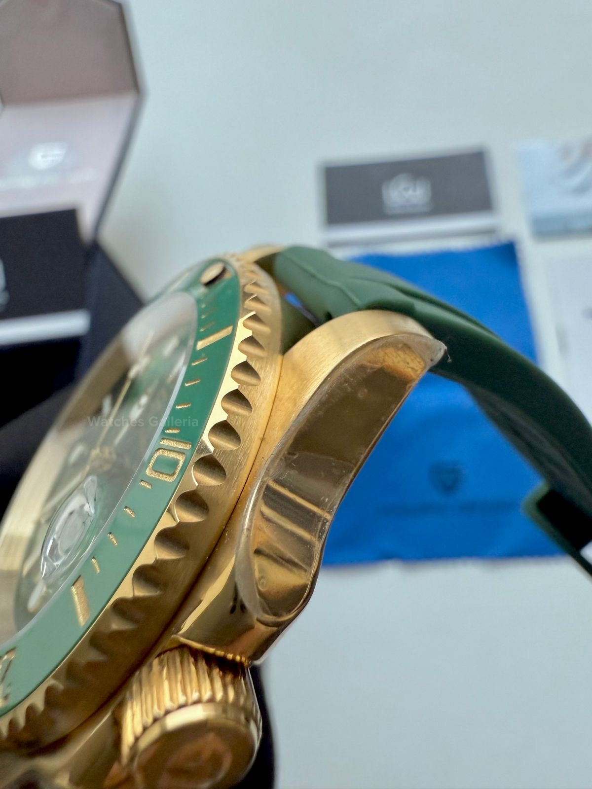 Pagani Design Hulk PD1661 Gold (Silicon Straps Edition Exclusive) Pagani Design in Pakistan