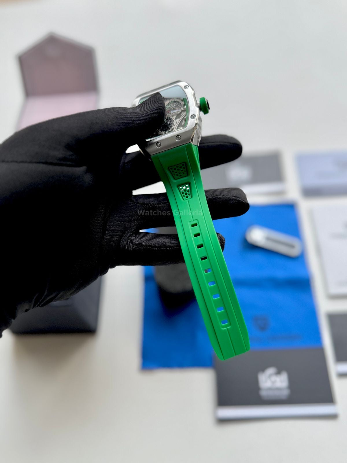 Pagani Design Tonneau Calendar Quartz PDys012 (Green) Pagani Design in Pakistan