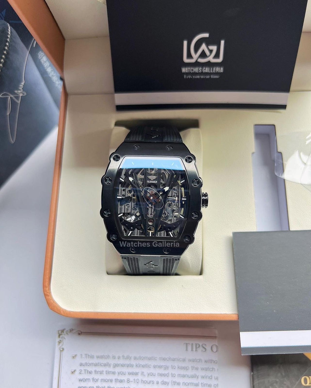 Oupinke Tonneau Skeleton Automatic (Black) Oupinke3179